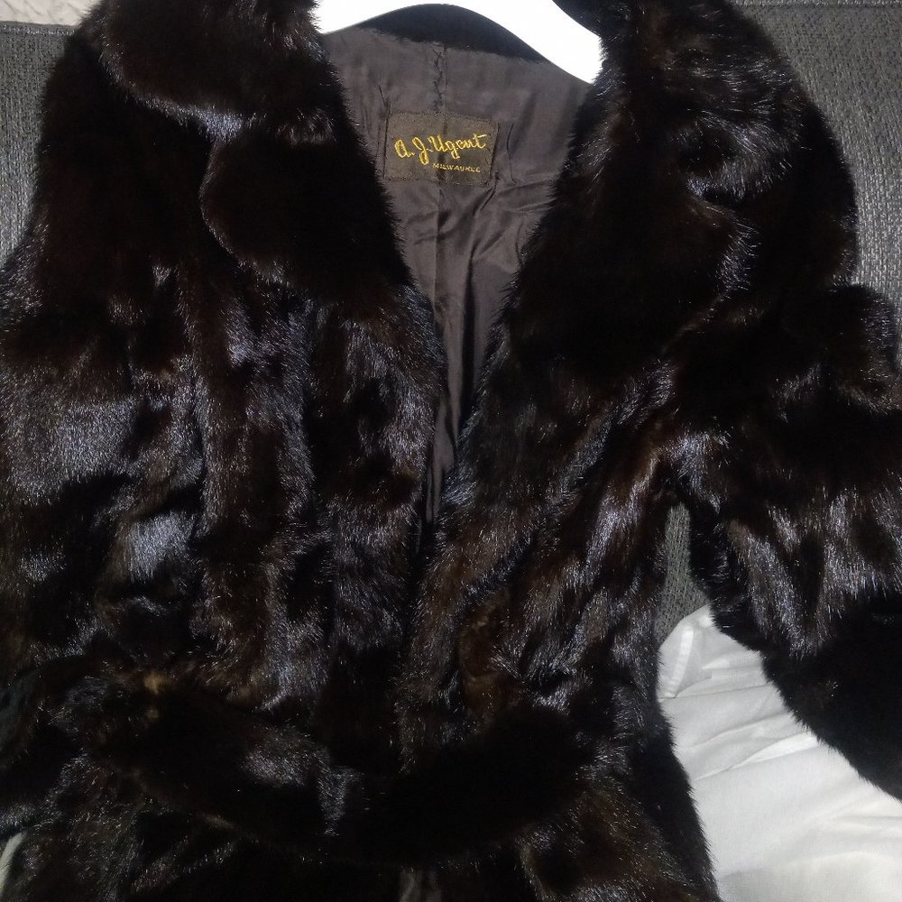 A.J. Ugent Black full-length Fur coat fur belt included size Small / Medium